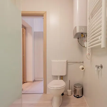 Apartment Dob With Ac